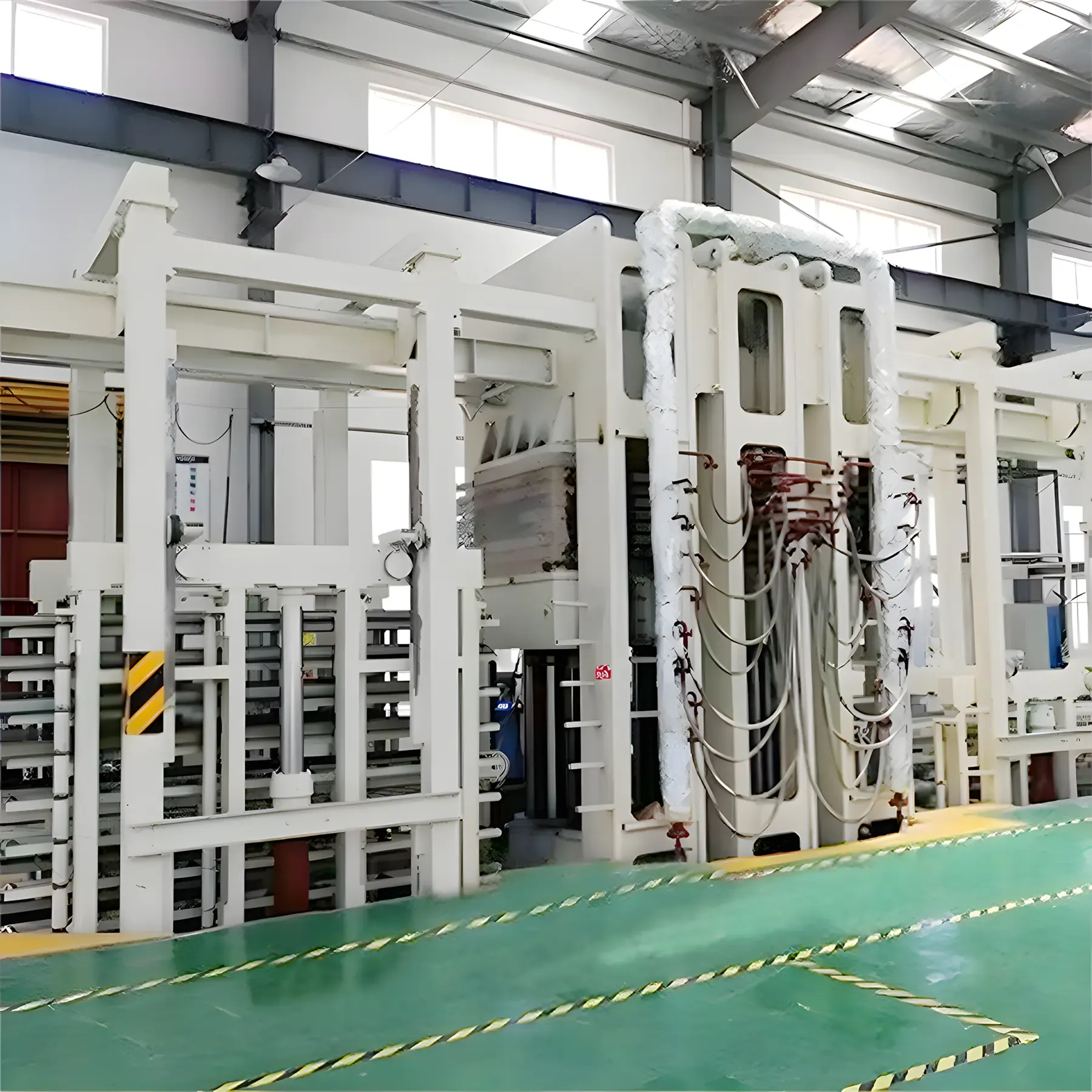 2500T 2热1冷CCL真空层压机